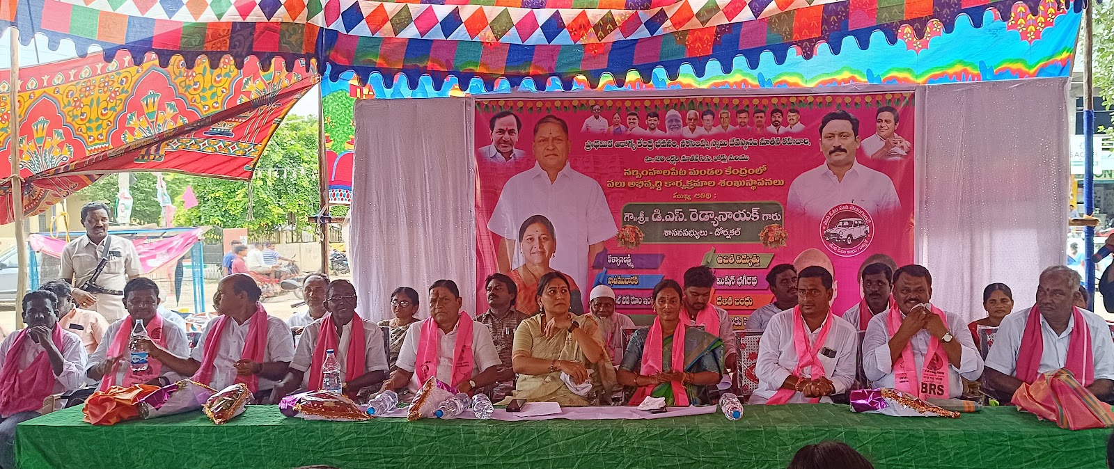 నియోజకవర్గ అభివృద్ధికి పాలేరు లాగా పనిచేస్తున్న ఎమ్మెల్యే రెడ్యానాయక్ ను మళ్ళీ గెలిపించాలి-ఎంపీ మాలోత్ కవిత.