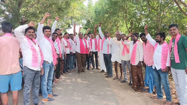 అన్ని వర్గాలకు సంక్షేమ ఫలాలు బిఆర్ఎస్ తోనే సాధ్యం...ఈ ఒక్కసారి ఓటెయ్యండి..!-ఎమ్మెల్యే డి.ఎస్ రెడ్యా నాయక్.