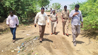 ఆకేరు వాగు ఇసుక రీచ్‌లపై అధికారుల ఆకస్మిక తనిఖీలు.